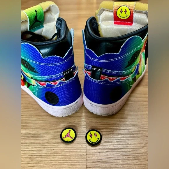 Nike Air Jordan 1 Retro High J Balvin - Picture 15 of 15